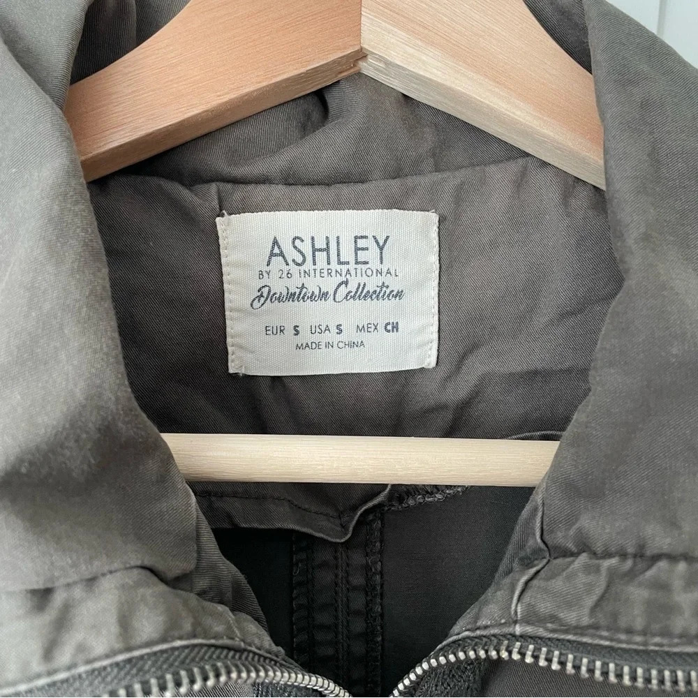 Army Green Jacket W/ Pink Flower Embroidery Small Boho Grunge 90’s Y2K - Picture 3 of 14
